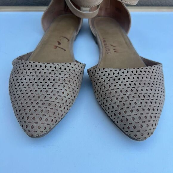 Blowfish Malibu Flats Sandal Womens Size 10 Tan Back Zip Closure Boho Laser Cut - Picture 5 of 9